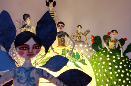 luisa-sicilian_cool_design_object-ecodesign-hand-made-papier-mâché-home_decor-sicilian_recycle_design-fairytale-mood-lights-table_lamp_one_of_a_kind_unique_present_artistic_souvenir_sicily-noto-sicilian_gifts-orange