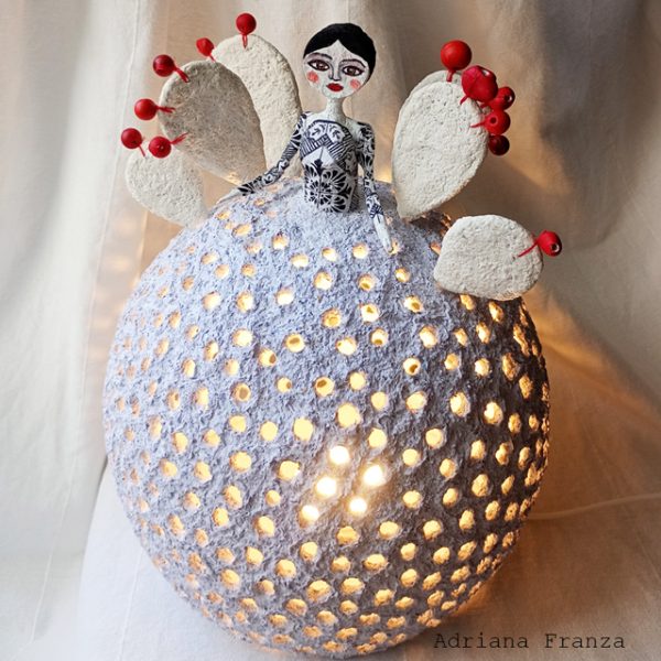 carmela-white-sicilian_cool_design_object-ecodesign-hand-made-papier-mâché-home_decor-sicilian_recycle_design-fairytale-mood-lights-table_lamp_one_of_a_kind_unique_present_artistic_souvenir_sicily-noto-sicilian_gifts-prickly_pears