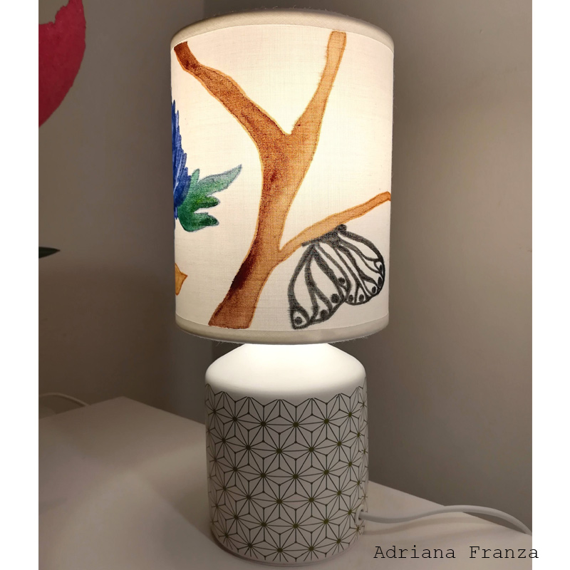 Blue peony – Hand-painted table lamp