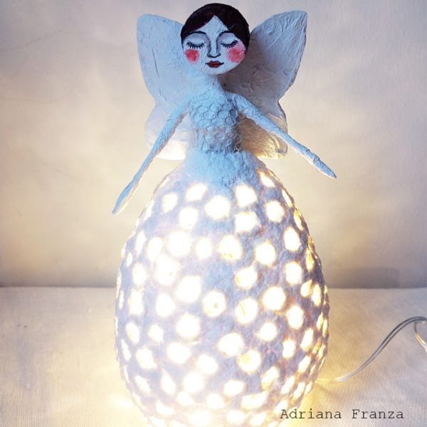 lea-angel-glücksbringer-ecodesign-shabby_chic_lamp-hand-made-papier-mâché-home_decor_recycle_design-fairytale-mood-lights-table_lamp_one_of_a_kind_unique-gift-statuette-paper-mache-white-butterfly