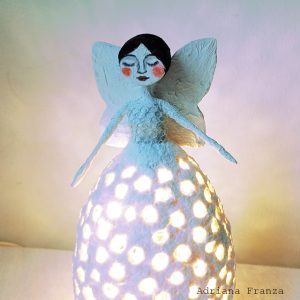 lea-angel-glücksbringer-ecodesign-shabby_chic_lamp-hand-made-papier-mâché-home_decor_recycle_design-fairytale-mood-lights-table_lamp_one_of_a_kind_unique-gift-statuette-paper-mache-white-butterfly