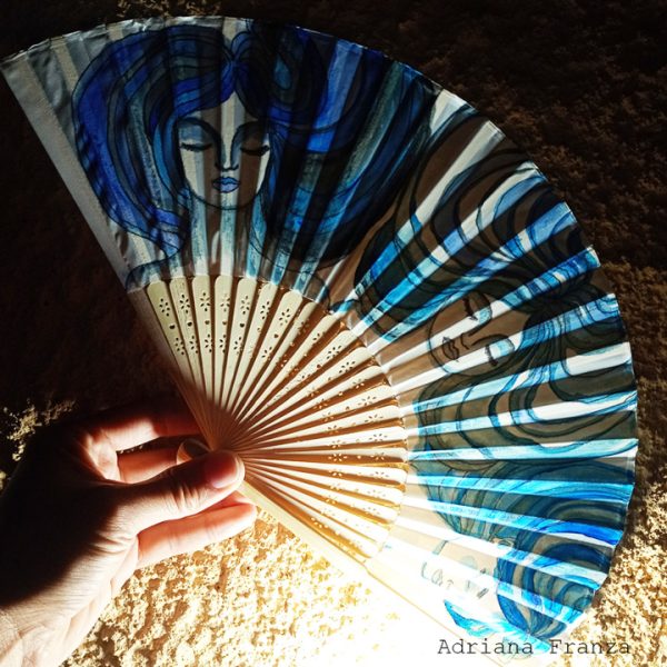 gift-for-her-hand-painted-fan-flowers-geschenk-für-frauen-
