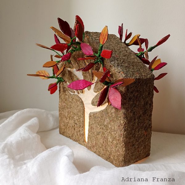house and tree- sculpture-lamp-papermache-ecodesign-recycle-home-decor