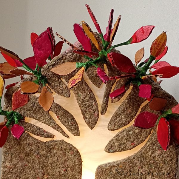 lampada-albero-e-casa