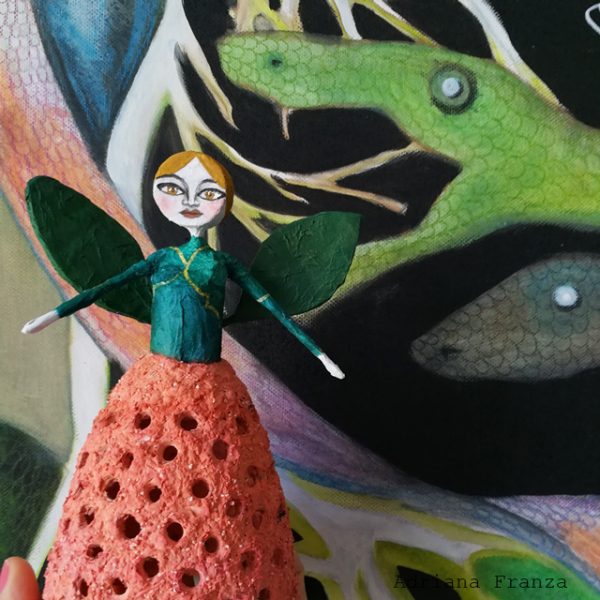 helena-papermache_doll-gift_for-home-original_presents-vienna-orange-green-small-lamp-handmade-lamp-sicilian_present-kleine_lampe,kunsthandwerk_wien