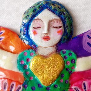 angioletto-natale-statuetta-multicolore-luisa-angelo-portafortuna-regalo-colorato-guardiano-della-porta