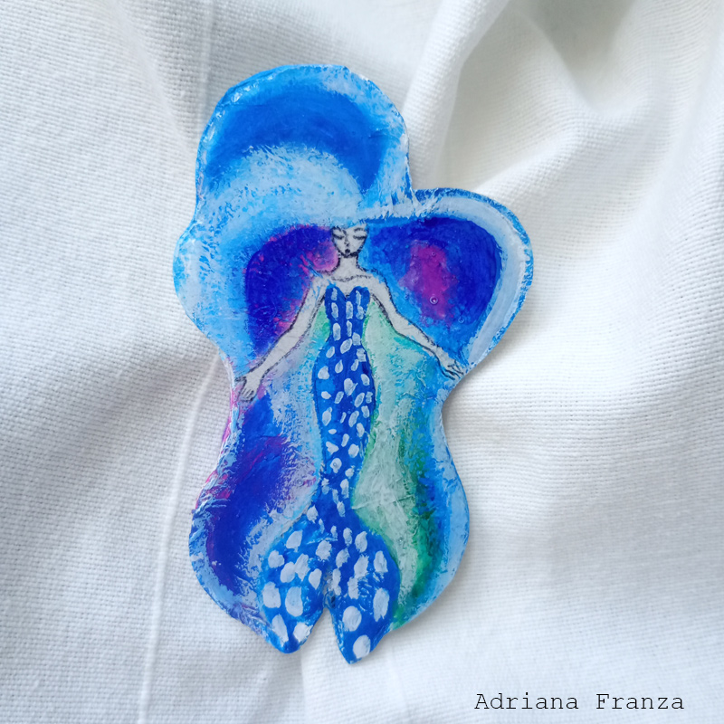 brosche-meerjungfrau-blau-schmuck-wien-hand-painted-resin-mermaid-brooch-blue-white-turquoise-purple